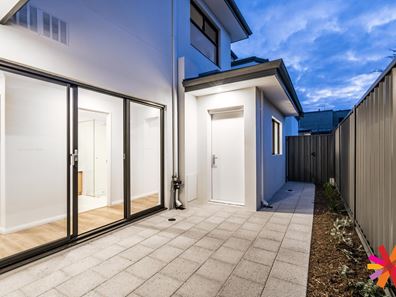 4/166 Leake Street, Belmont WA 6104