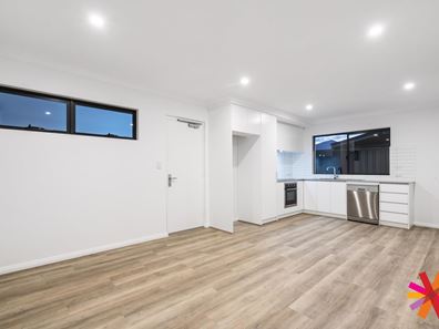 4/166 Leake Street, Belmont WA 6104