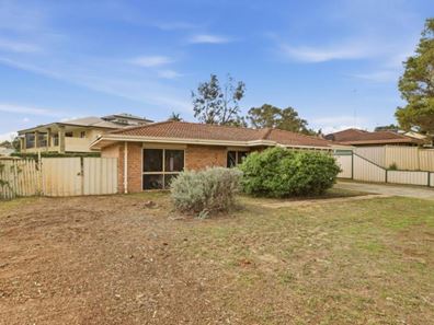 1 Hampshire Gardens, Parmelia WA 6167