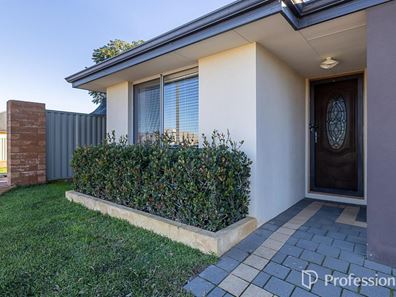 23 Perrone Avenue, Byford WA 6122