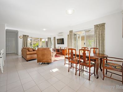 29 Allamanda Gate, Helena Valley WA 6056