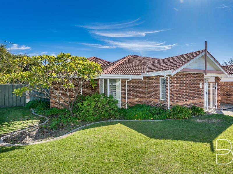 7/6 Fragrant Gardens, Mirrabooka WA 6061