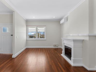 136 Armadale Road, Rivervale WA 6103