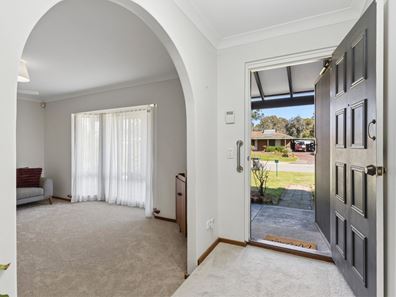 54 Gaskin Road, Kenwick WA 6107