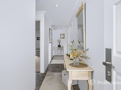 13 Spindle Grove, Jindalee WA 6036