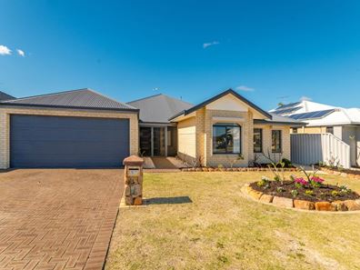 27 Kinsale Bend, Port Kennedy WA 6172