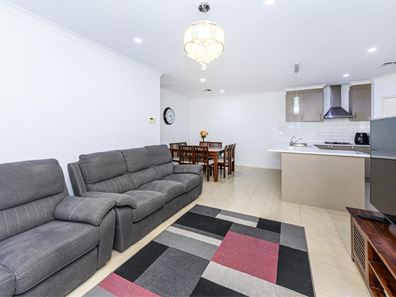 4A Ungaroo Road, Westminster WA 6061