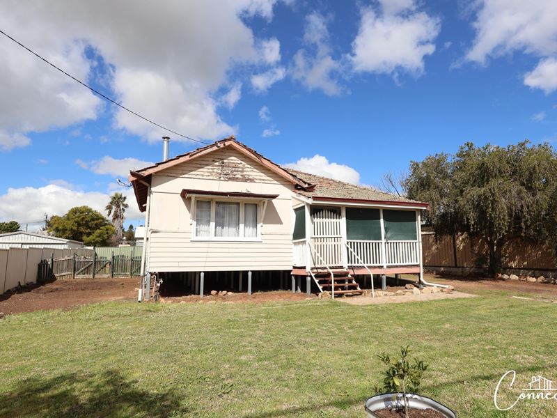 8 Perina Way, Northam WA 6401