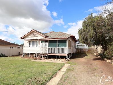 8 Perina Way, Northam WA 6401