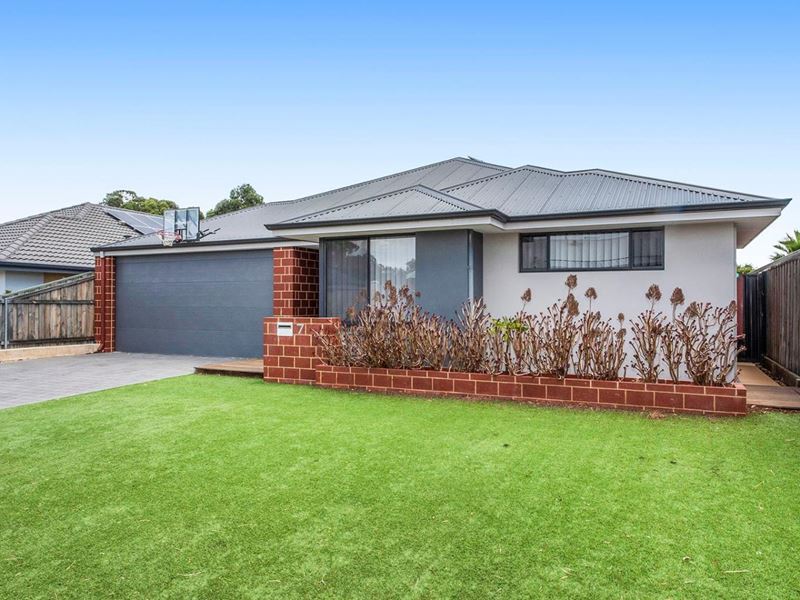 7 Gallinago Loop, Coodanup WA 6210