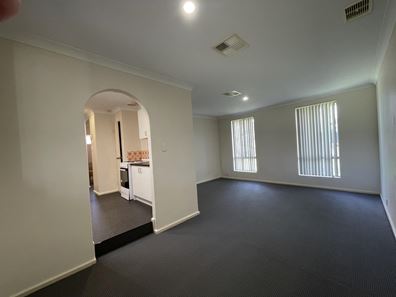 26 Gillam Way, Beechboro WA 6063