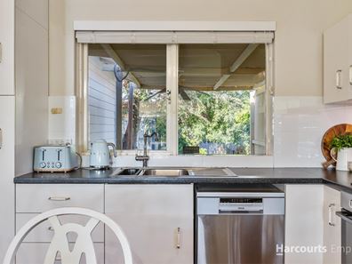 41 Sandleford Way, Morley WA 6062