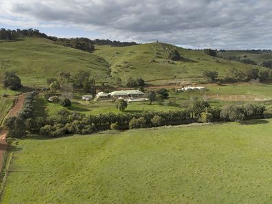 42 Valley View Drive, Chittering WA 6084