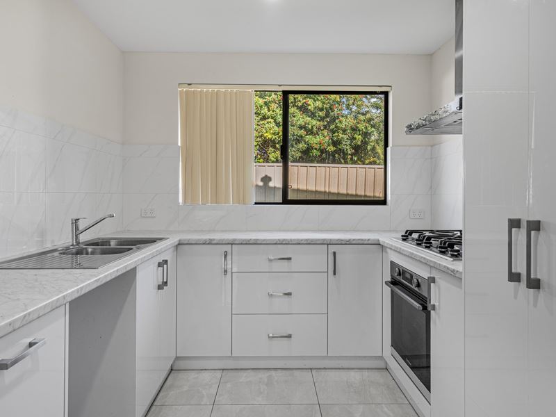 3A Chenies Rest, Gosnells WA 6110