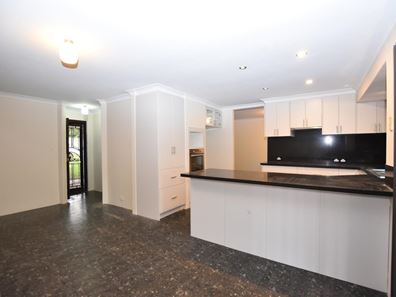 41/ Challenger, Parmelia WA 6167