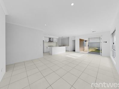 22 Holiday Wy, Yanchep WA 6035