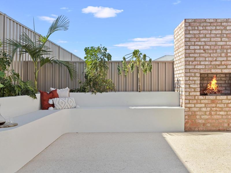 20 Broadgate Boulevard, Yanchep WA 6035