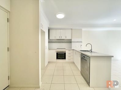 7/7 Birdwood Road, Melville WA 6156