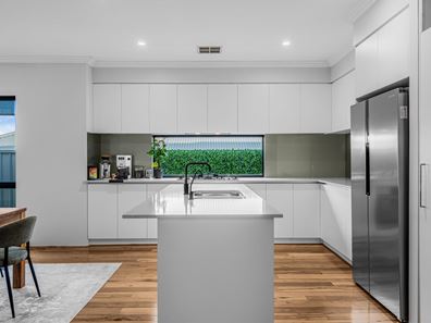 70 Marginson Drive, Landsdale WA 6065