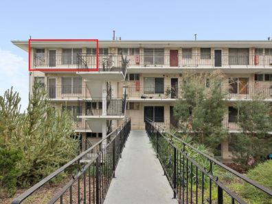 13/17 King George Street, Victoria Park WA 6100