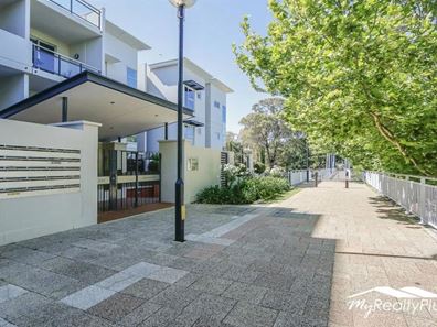 17/1 Henry Lawson Walk, Perth WA 6000