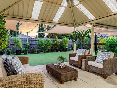 5 Nychum Pass, Ellenbrook WA 6069