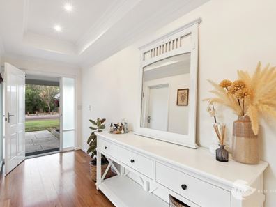 19 Kentchurch Bend, The Vines WA 6069