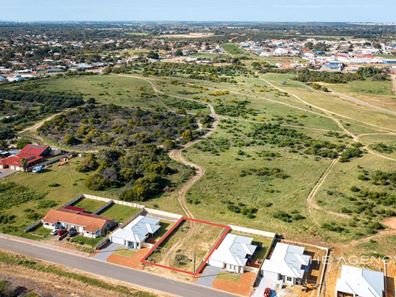 26 Koojarra Street, Webberton WA 6530