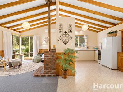 2 Tuart Court, Preston Beach WA 6215