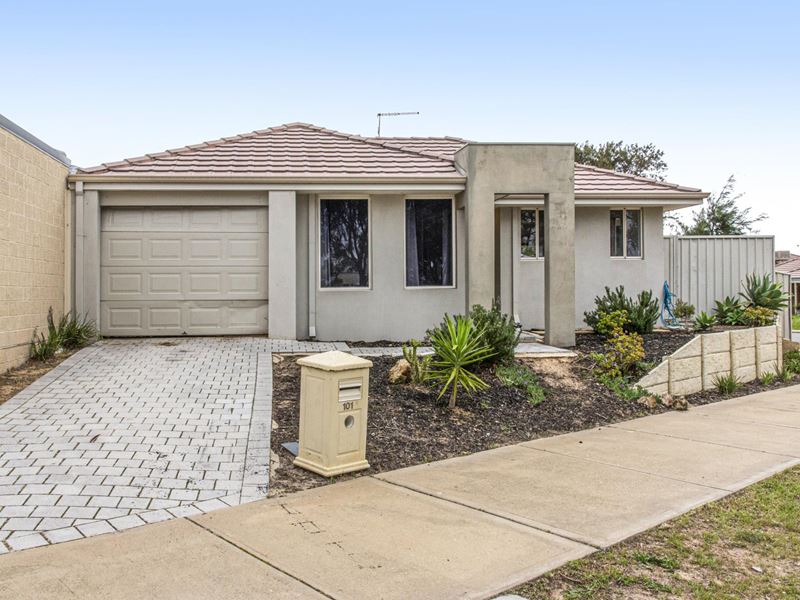 101C Tangadee Road, Golden Bay WA 6174