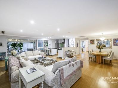 44 Sampson Road, Kalamunda WA 6076