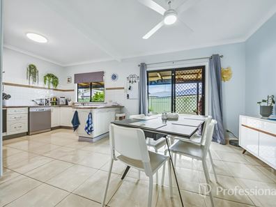 27 Thatcher Street, Waroona WA 6215