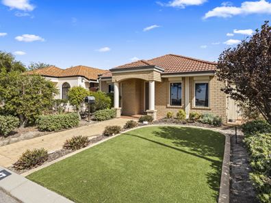 17 Trieste Ave, Ellenbrook WA 6069