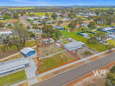 3 Armstrong Street, Cranbrook WA 6321