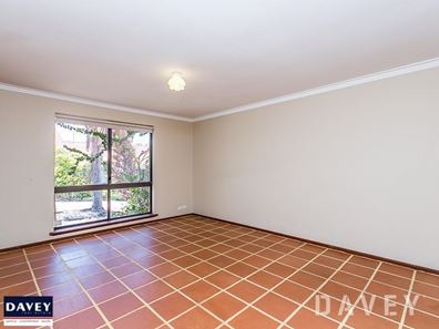 3/9 Dover Road, Scarborough WA 6019