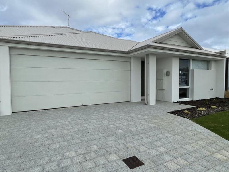 43 Coronado Way, Madora Bay WA 6210