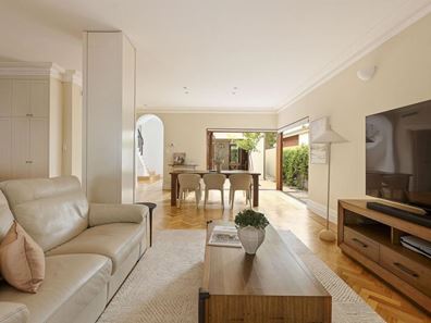 22 Lansdowne Street, Jolimont WA 6014