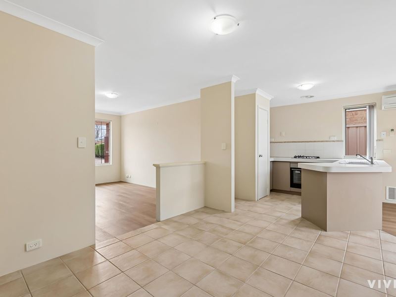 6/4 Bristol St, Warnbro WA 6169