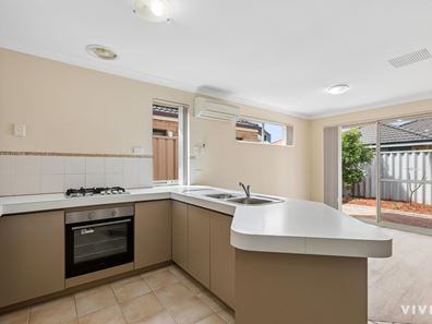 6/4 Bristol St, Warnbro WA 6169