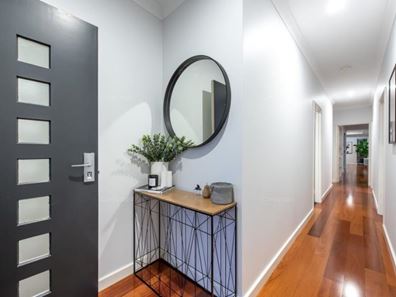 4A Bologna Vista, Landsdale WA 6065