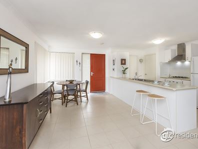 3/27 Riverina Parade, Lake Coogee WA 6166