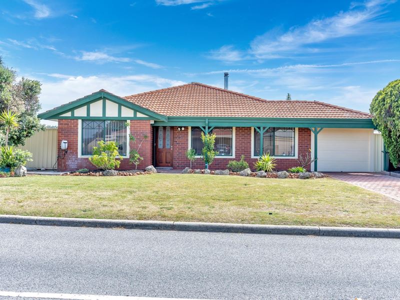 7 Cook Court, Port Kennedy WA 6172