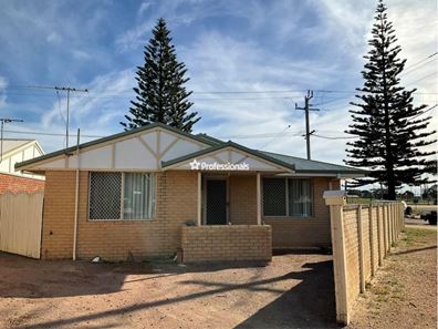 1/32 Hicks Street, Esperance WA 6450