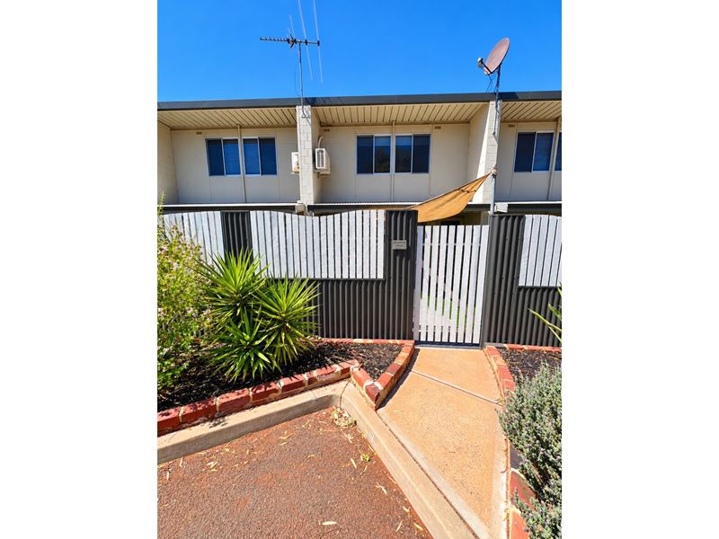 13/6 Myoporum Street, Kambalda West WA 6442