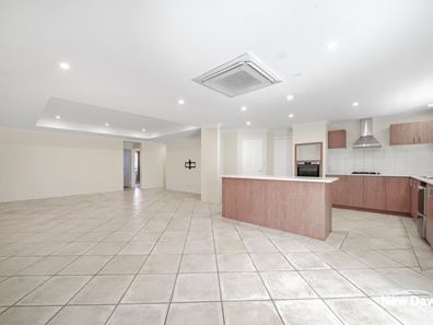 43 Oakhill Heights, Ellenbrook WA 6069