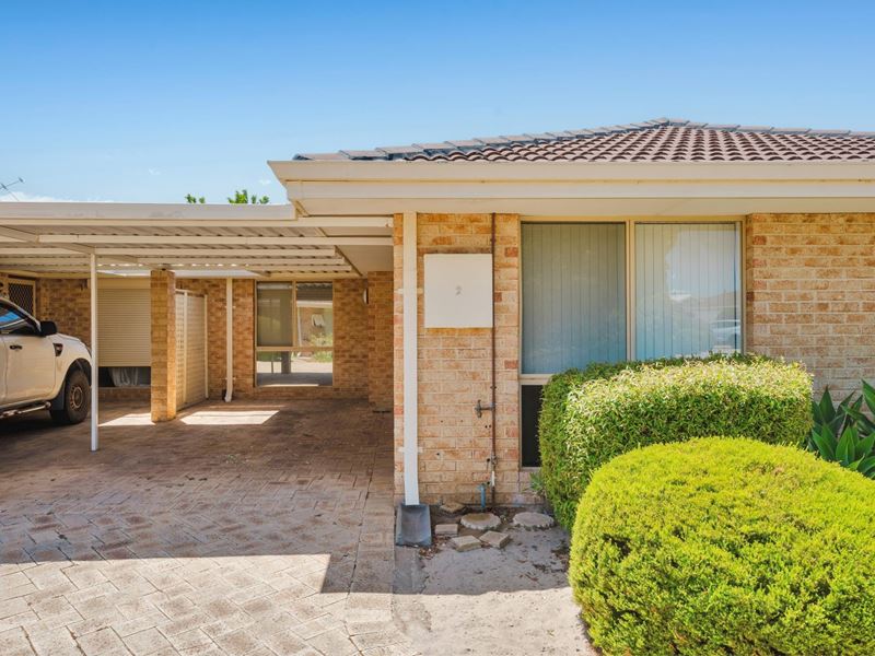 2/11 Nerrima Court, Cooloongup WA 6168