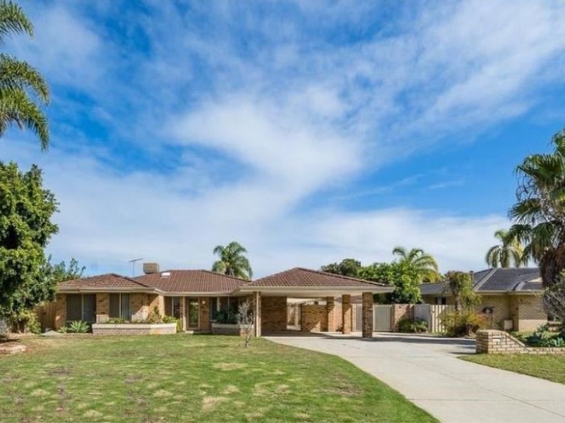 7 Port Royal Drive, Safety Bay WA 6169