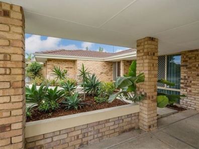 7 Port Royal Drive, Safety Bay WA 6169