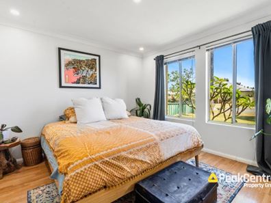 2 Ashwood Place, South Lake WA 6164