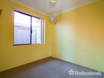 4/11 Priest Road, Landsdale WA 6065